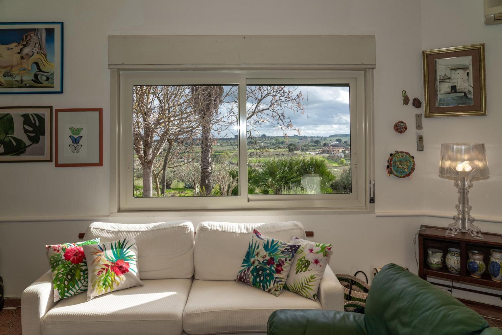 Donna Caterina House, Autentica Oasi Di Confort E Relax Nel Cuore Della Sicilia Pietraperzia Exterior photo