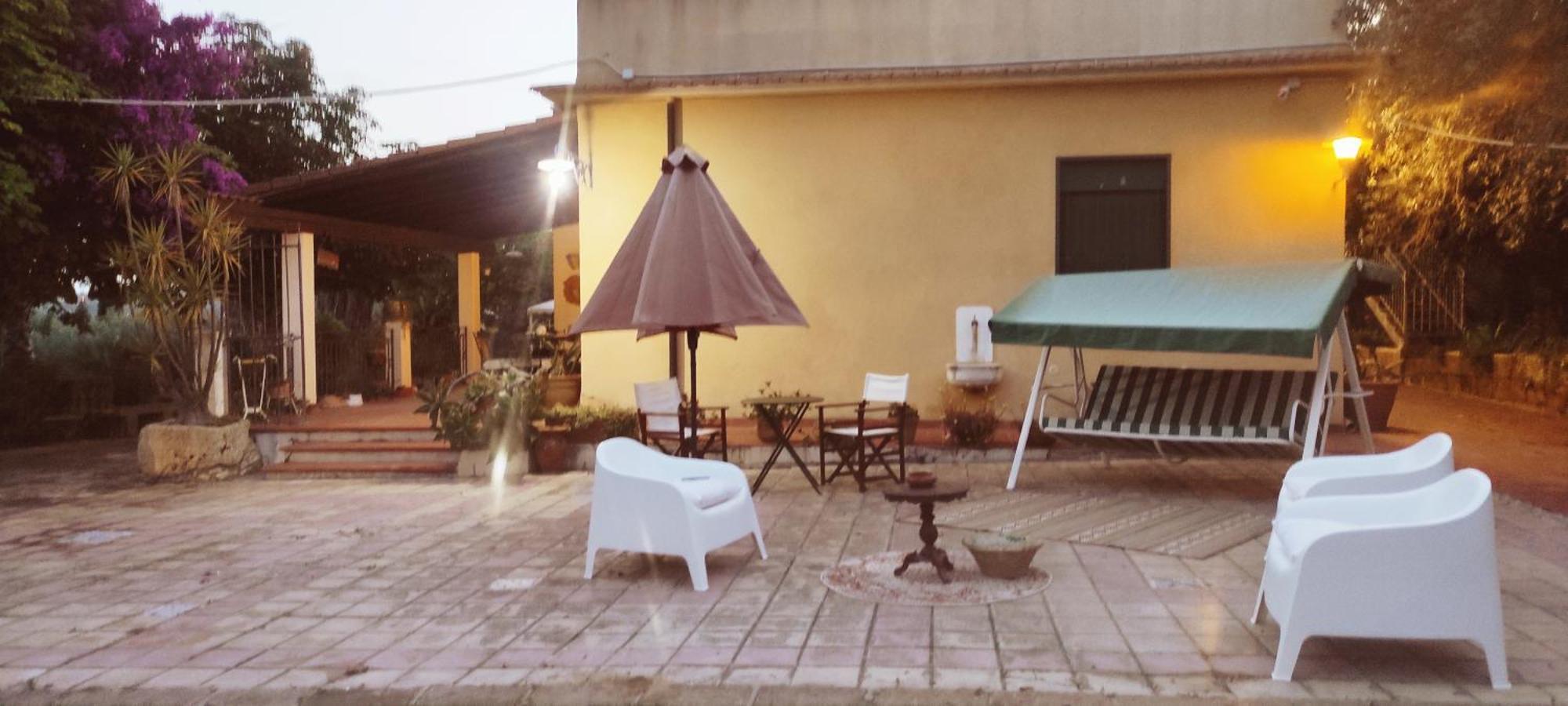 Donna Caterina House, Holiday Villa Pietraperzia Exterior photo